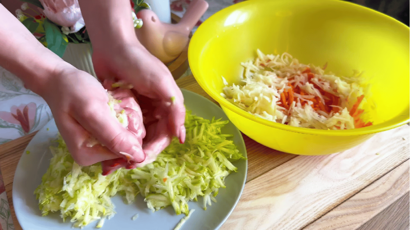 Овочево-м'ясні котлети на вечерю - простий рецепт