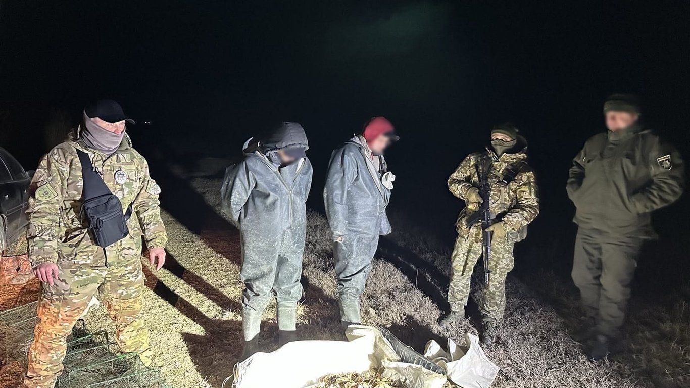 Наловили риби на 870 тисяч — на Одещині викрили браконьєрів