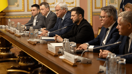 Україна буде відповідати: Зеленський попередив Лукашенка - 304x171