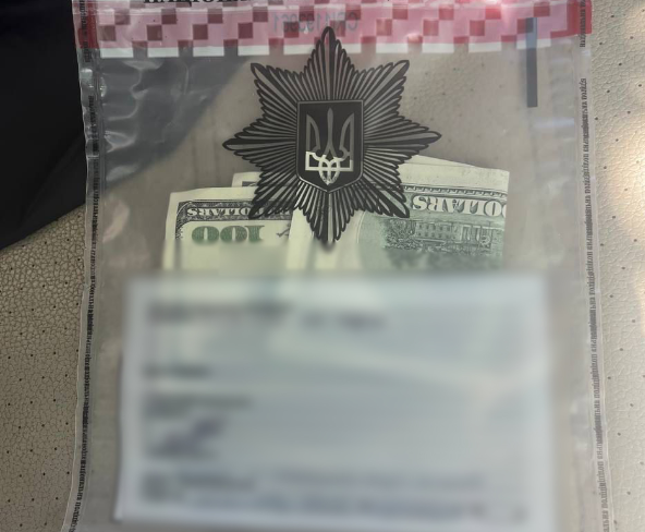 За 3 тисячі доларів до Молдови. 