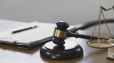 Військовий побив жінку — як покарав суд на Одещині - 285x160