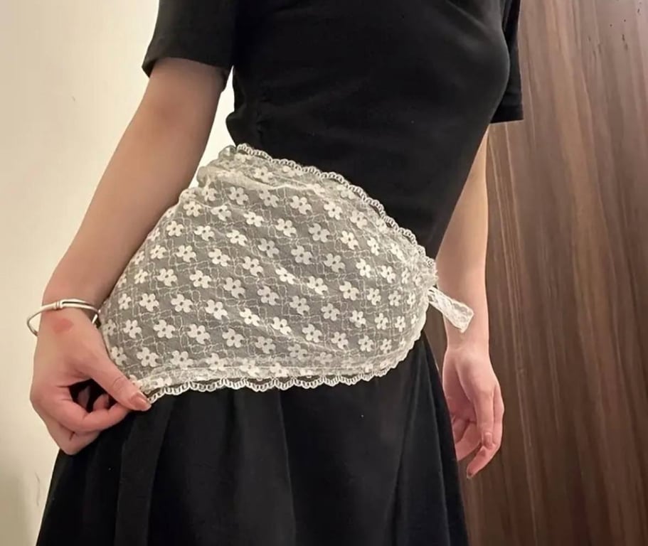 Мережева хустка давно підкорила тренди