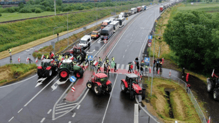 Польські фермери продовжили блокаду кордону — названо терміни - 285x160