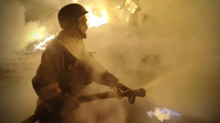 Невідомий дрон влетів у будинок поблизу Львова - 285x160