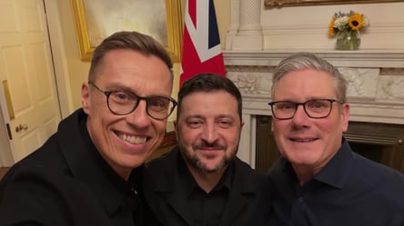 У Зеленского была трехсторонняя встреча со Стуббом и Стармером - 304x171