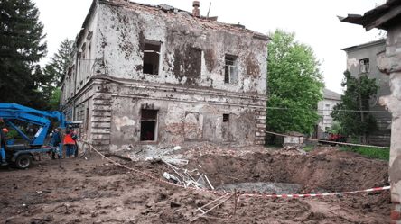 Оккупанты снова обстреляли Харьковскую область — погибла женщина - 290x166
