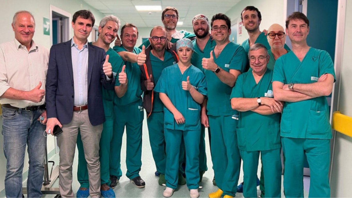 В Італії вперше встановили протез клапана у серце, яке продовжувало битися під час операції