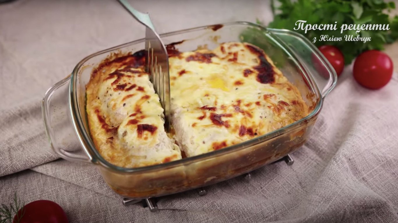 Самое вкусное горячее блюдо из куриного филе на праздничный стол. Читайте  на UKR.NET