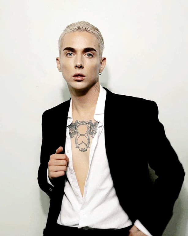 Украинский певец MELOVIN