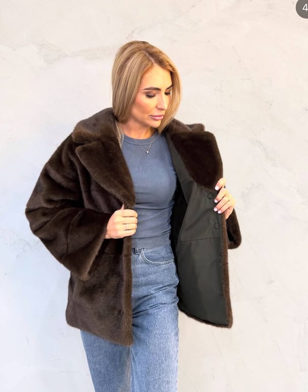 Трендовий зимовий образ — як мати стильний вигляд навіть у -30 - фото 3