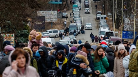 Без соцдопомоги у Німеччині — скільки треба заробляти українцям - 285x160