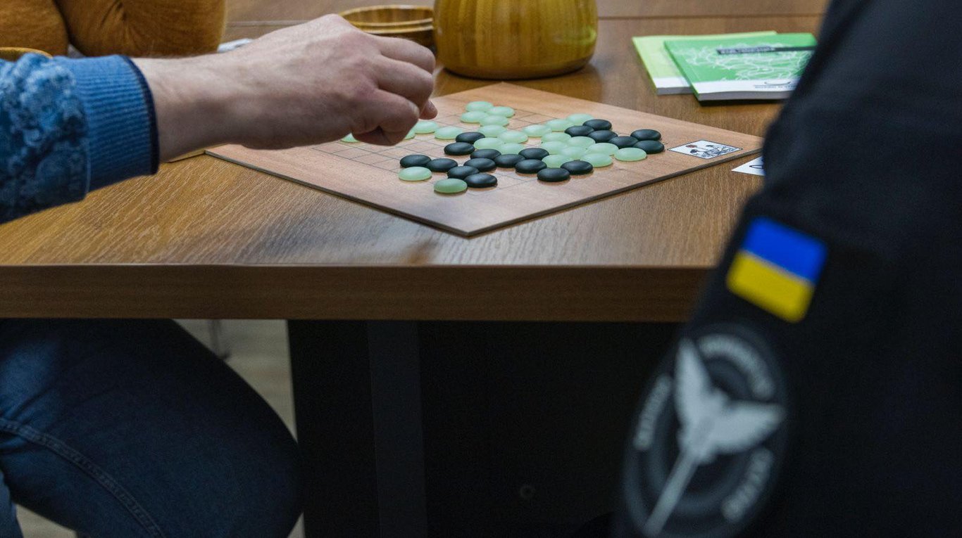 Буданов гра в Го