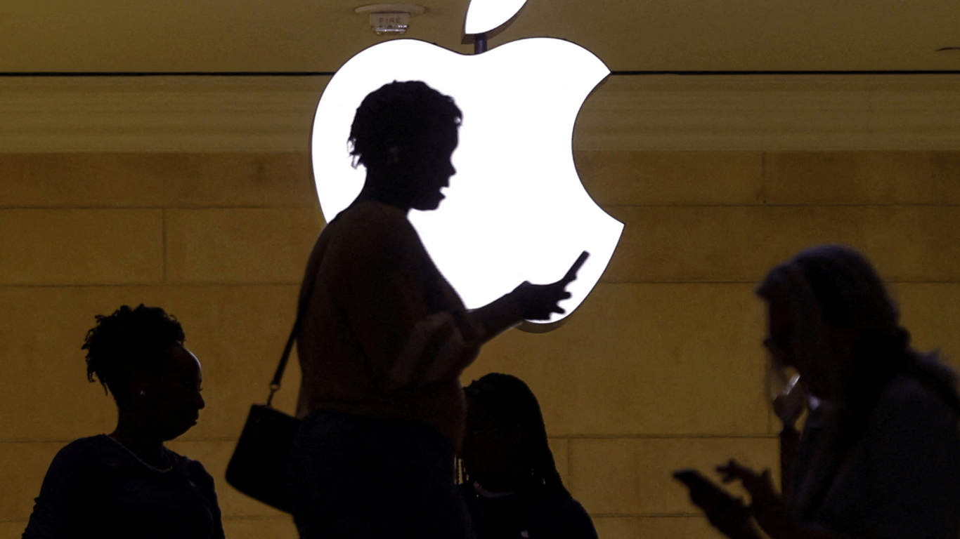Apple удалила важную функцию на iPhone и выпустила версию iOS