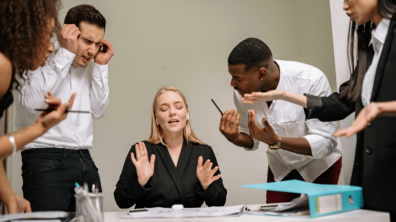 Чому люди постійно сваряться