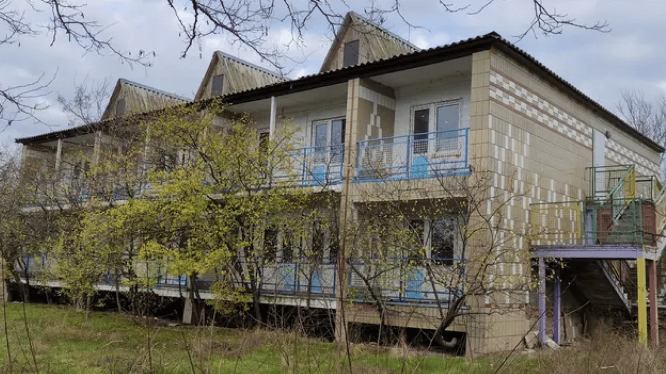 База "Ракета"