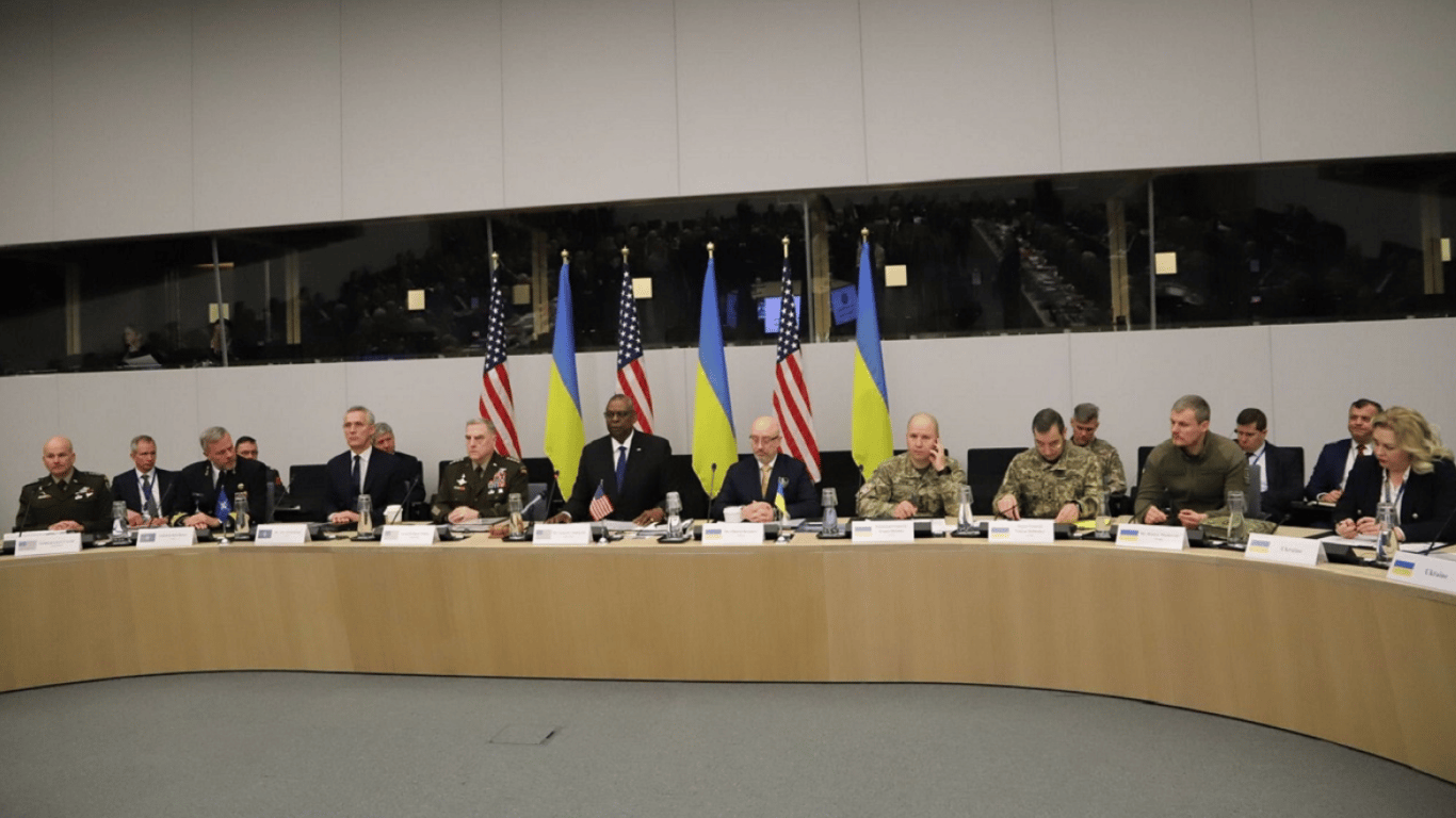 США можуть оголосити про новий пакет допомоги для України на засіданні "Рамштайн", — Reuters