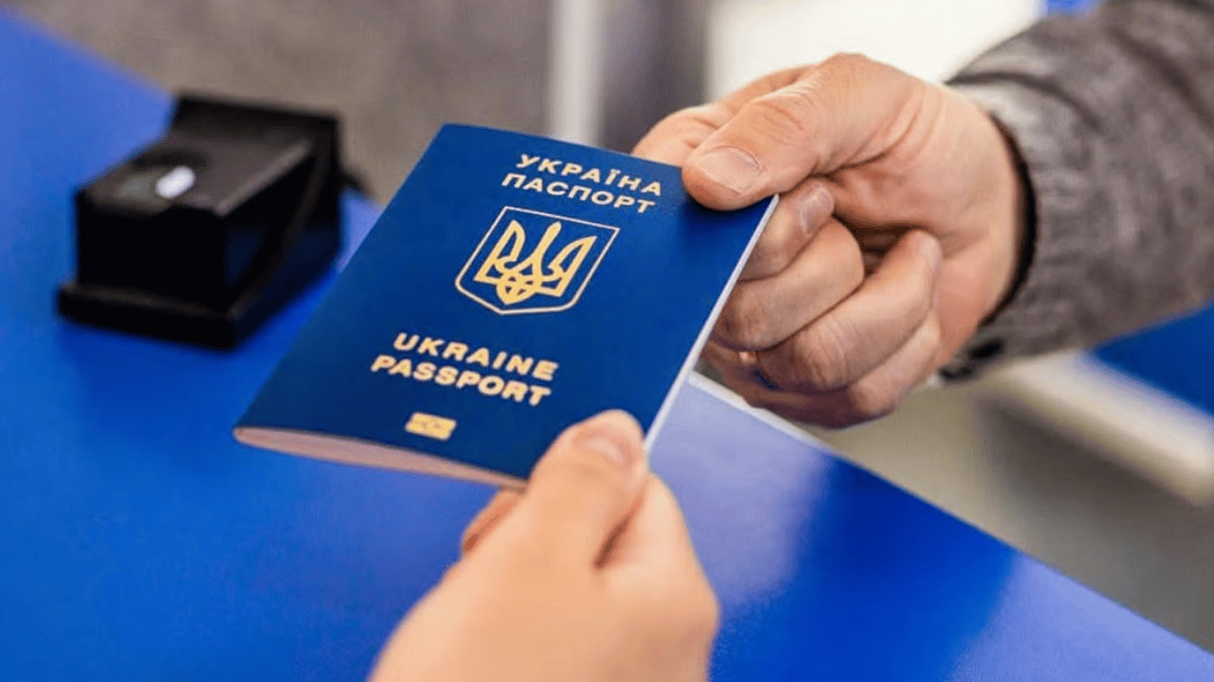 В МИД заявили об изменениях в оформлении паспортов за рубежом