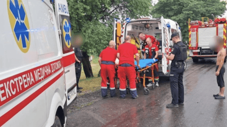 Влучання блискавки на Волині: серед постраждалих є неповнолітні - 285x160