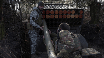 Росіяни намагаються прорватися до траси Павлоград-Дніпро — ЗСУ - 285x160