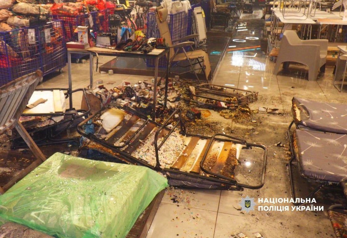 дитина підпалила товари