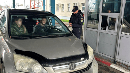 Румунія розвертає українців — без якого документу не впускають - 290x166