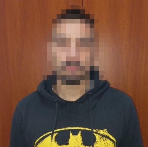 Затриманий парвоохоронцями чоловік. Фото: Нацполіція Львівщини