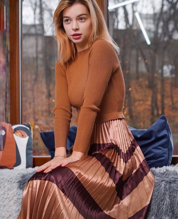 Геометрия в юбке выглядит довольно элегантно.