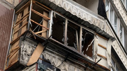 Удари по Одесі: рятувалися в коридорі з маленькими дітьми - 290x166