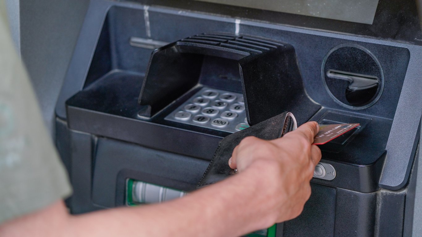 Финмониторинг в Украине: из-за каких переводов придется подтвердить доход