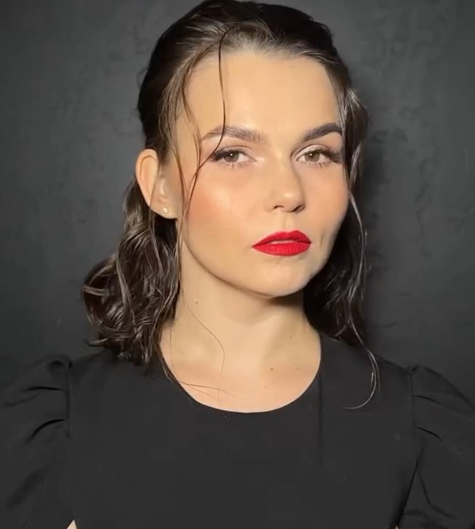 Ефект "мокрого" волосся знову набирає популярності