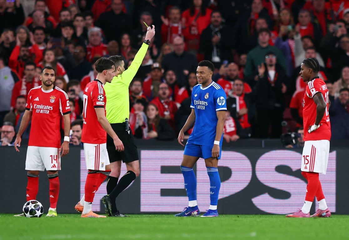 Килиан Мбаппе в матче мадридского Реала