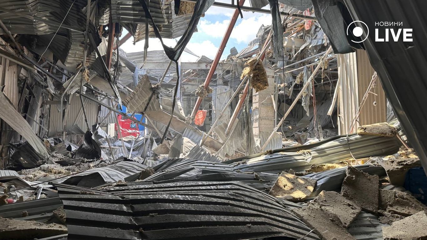 Все, що залишилось від відділення Нової Пошти в Одесі (фото) - фото 3