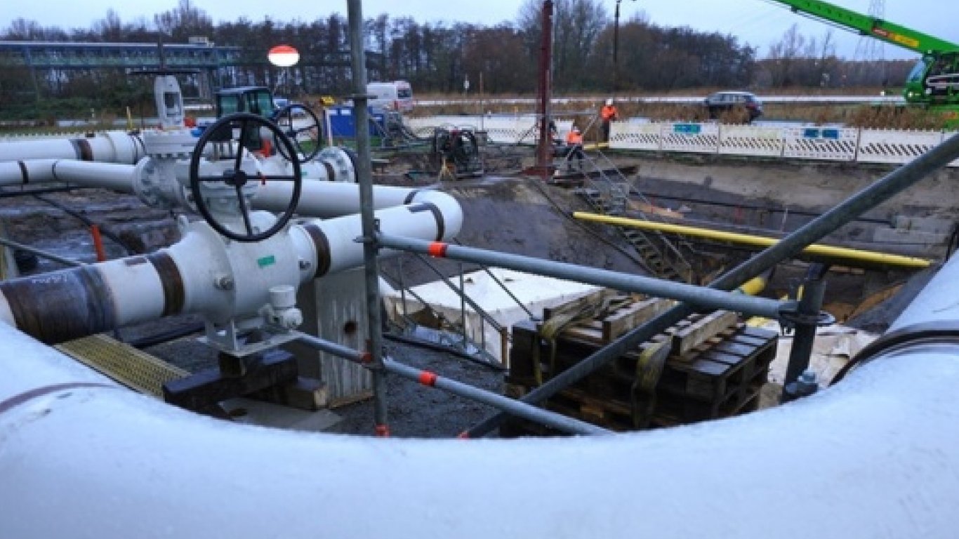 Прекращение поставок российского газа — в Германии открыт третий плавучий LNG-терминал