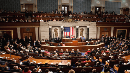 Сенат США представив законопроєкт про додаткове фінансування — скільки виділять для України - 285x160