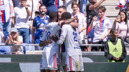 Яремчук оформив дубль за Ліон в чепіонаті Франції - 290x166