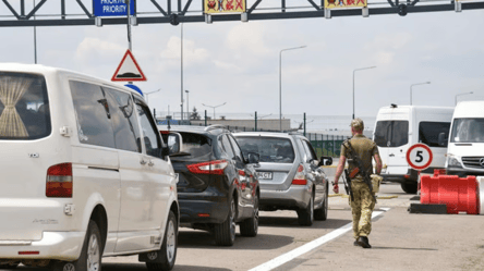 Очереди на границе сегодня: самые большие пробки на выезде в Польшу - 285x160