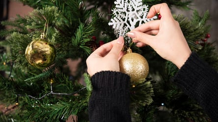 Коли прикрашати ялинку 2026 — пʼять дат, що приносять удачу - 285x160
