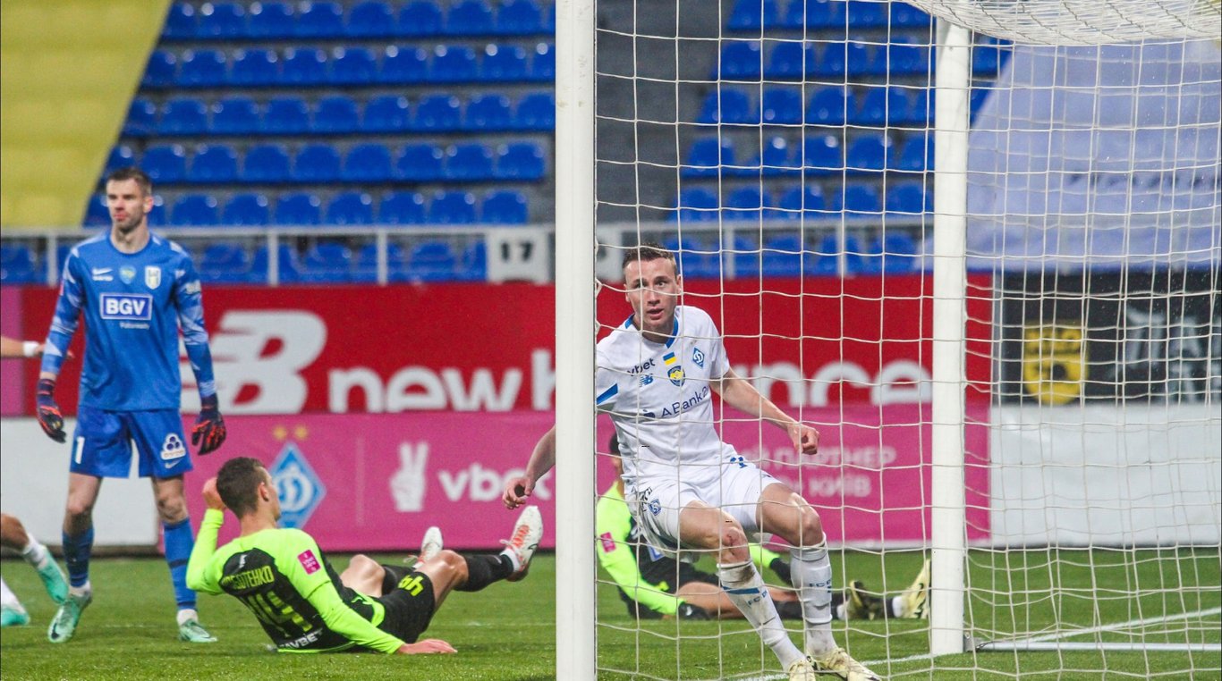 Владислав Ванат