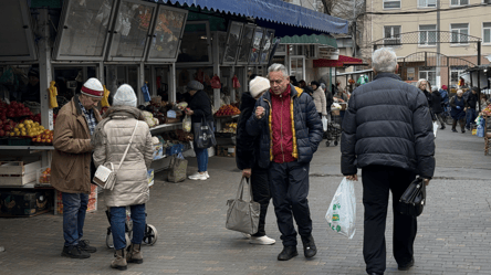 Черешня 1500 грн за кг — різдвяні ціни на ринку в Одесі - 290x166