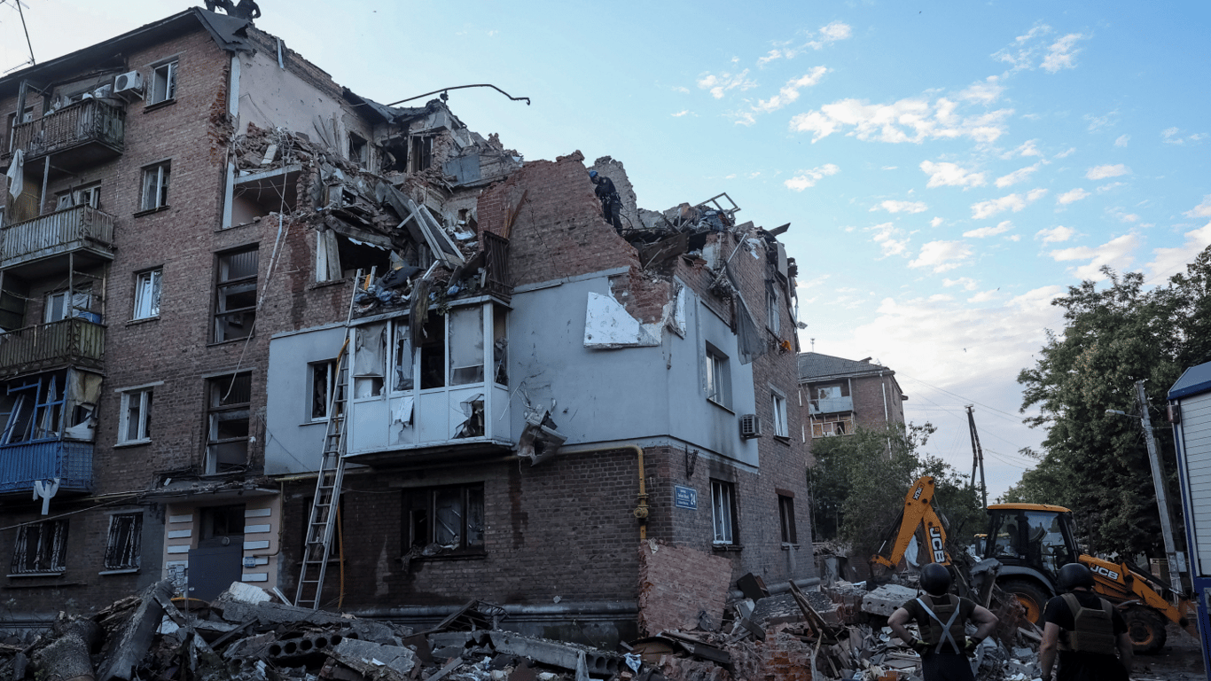 В Харькове нашли тело еще одного погибшего человека в результате ночной атаки