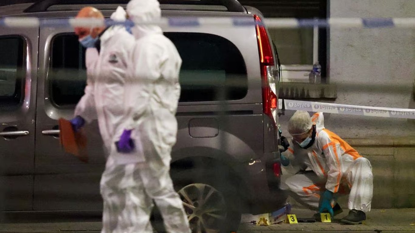 В Брюсселе террорист ИГИЛ застрелил двух фанатов перед футбольным матчем