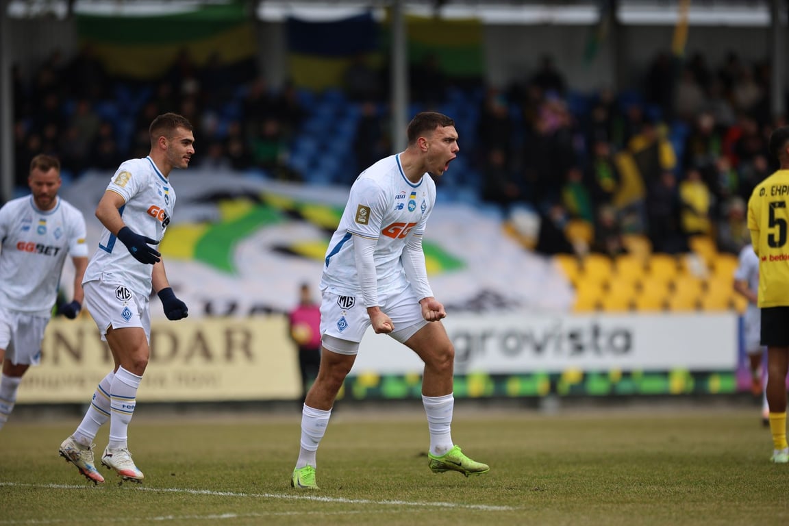 Матвей Пономаренко в матче за Динамо