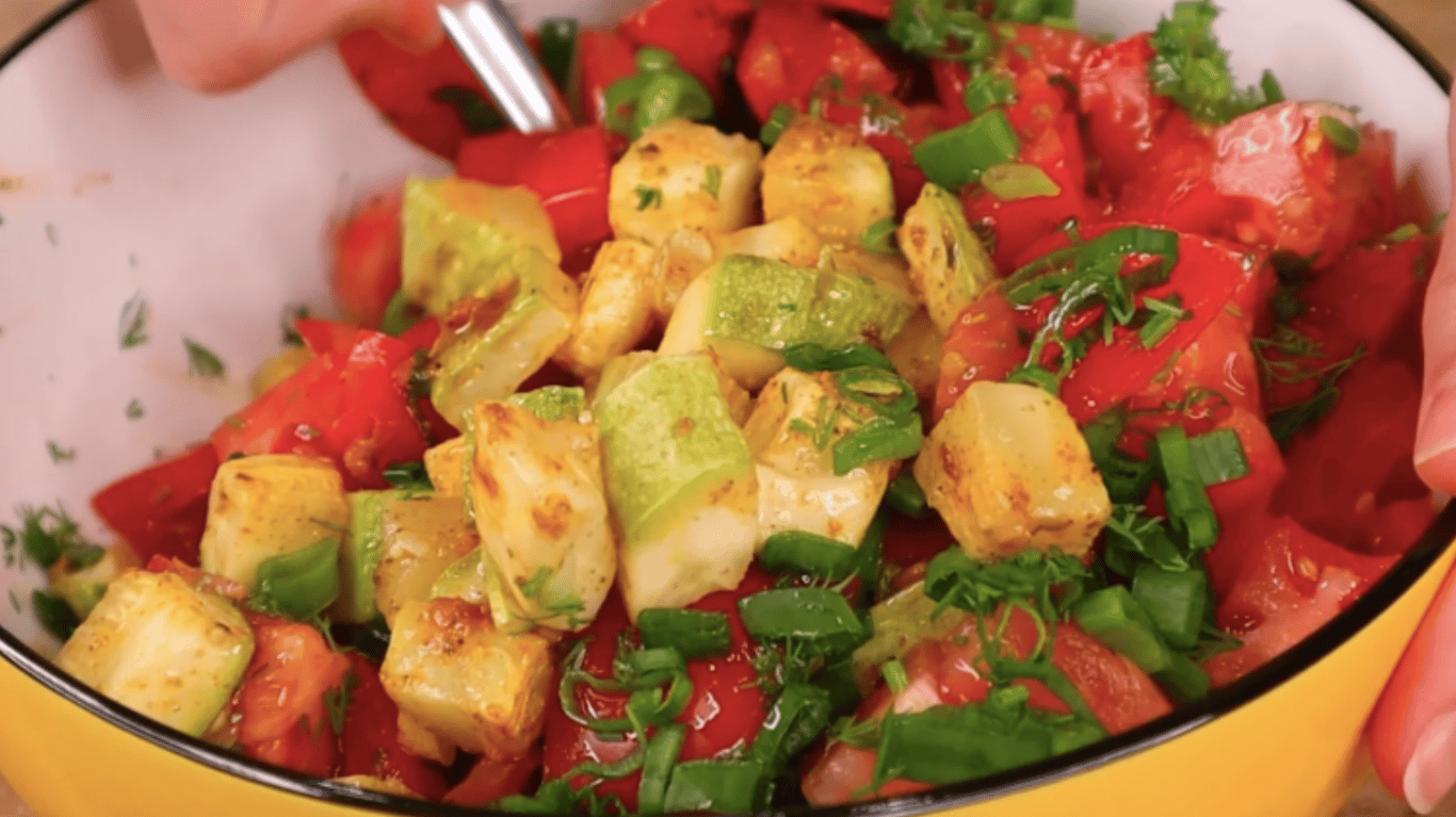 салат з кабачками та бринзою