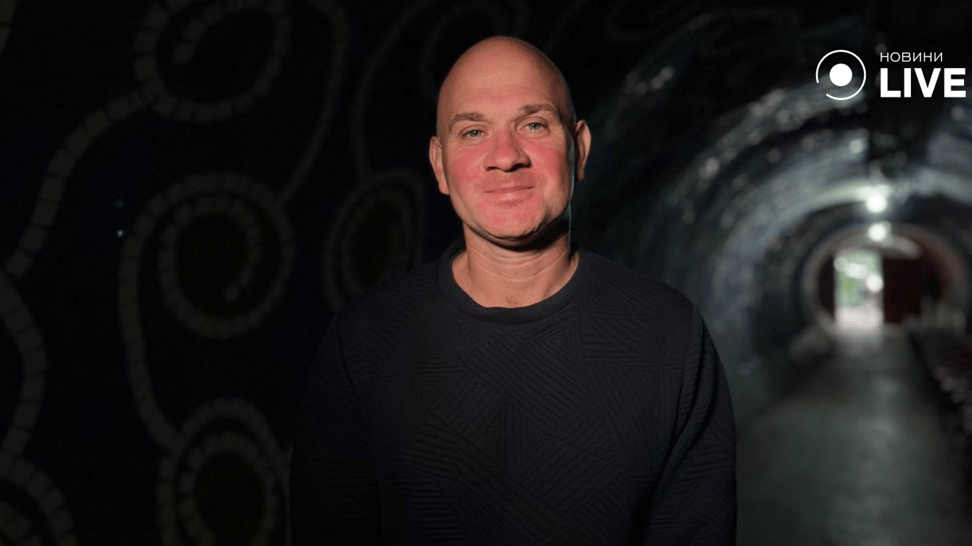 Екскурсовод Ігор Мозговий. Фото: Новини.LIVE