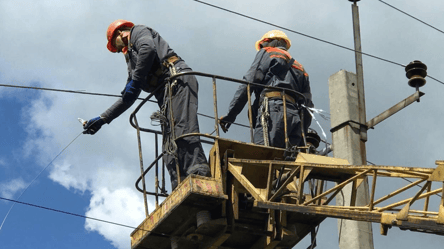 Відключення світла — коли очікувати покращення ситуації - 285x160