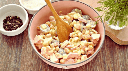 Салат за 2 минуты — новый рецепт "Крабового", не такой как у всех - 285x160