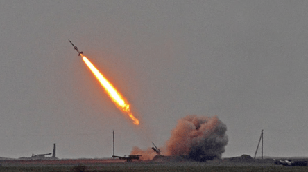 Україною шириться повітряна тривога: загроза ракетної атаки - 285x160
