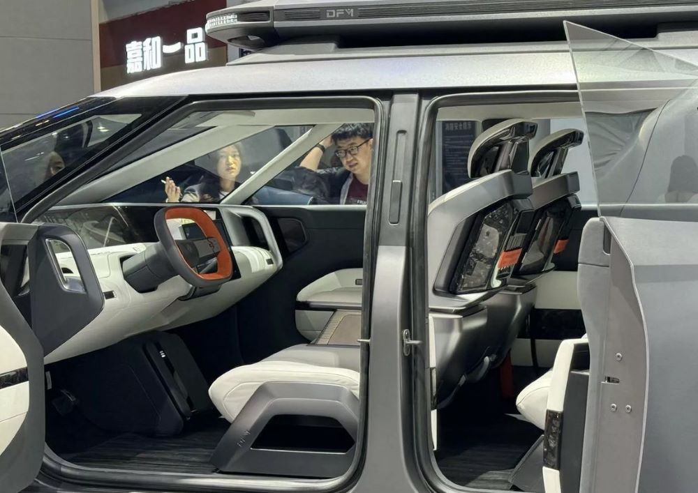 Китайці показали потужний пікап у стилі Cybertruck — що його відрізняє від Tesla - фото 2