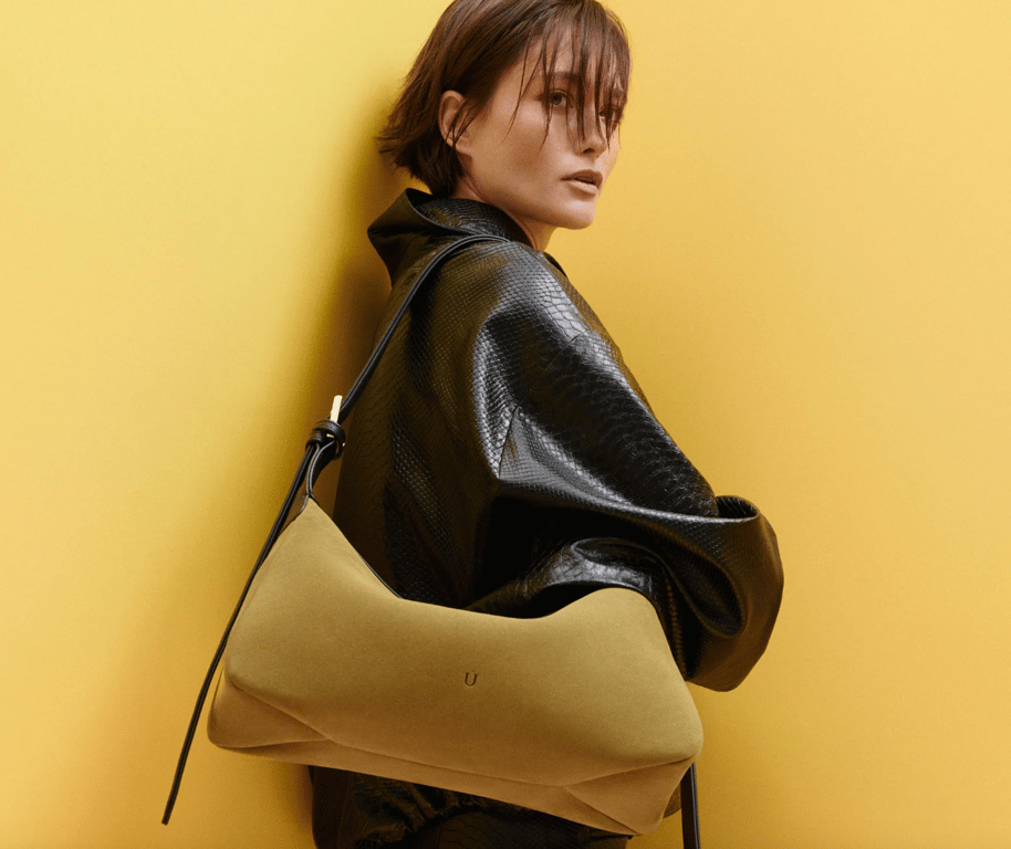 Стильна сумка, що буде мати особливий вигляд в образі