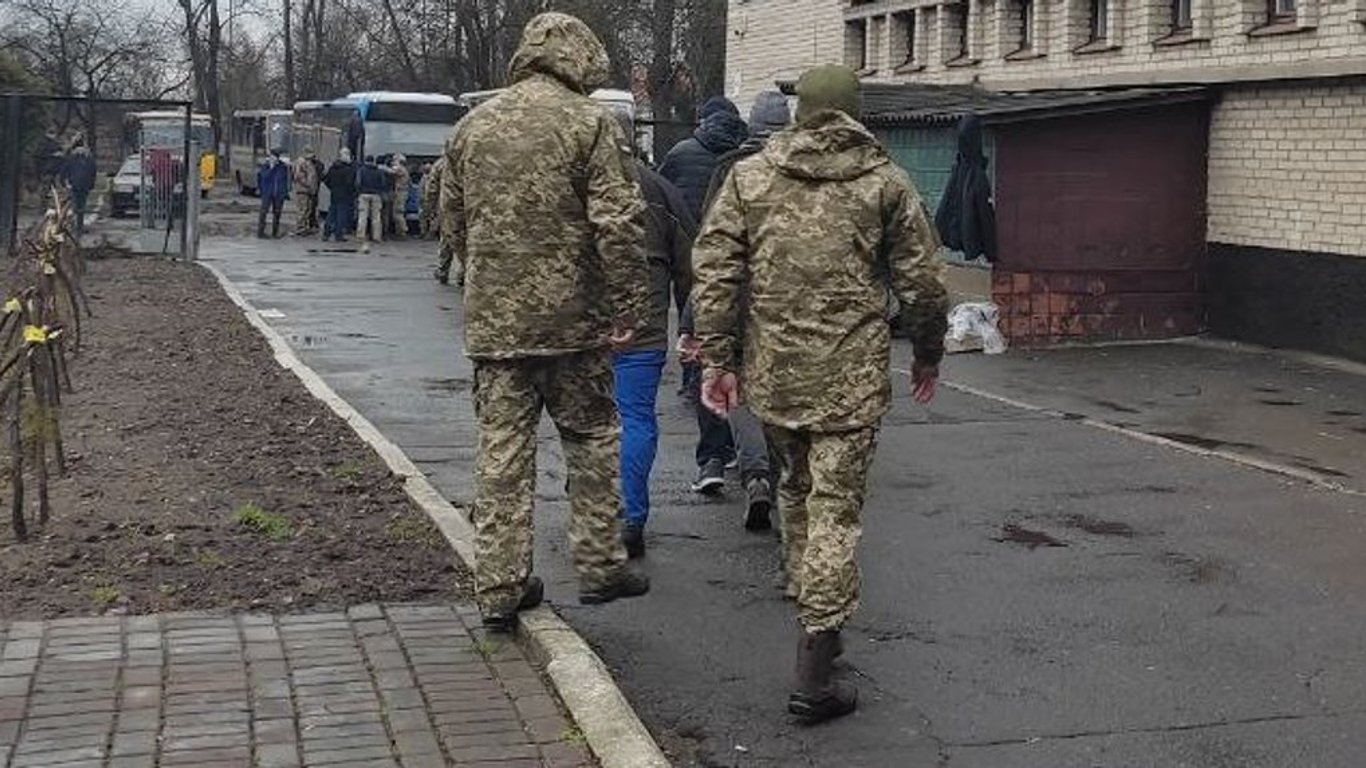 Українців можуть зобов’язати прибути в ТЦК протягом 48 год після отримання повістки